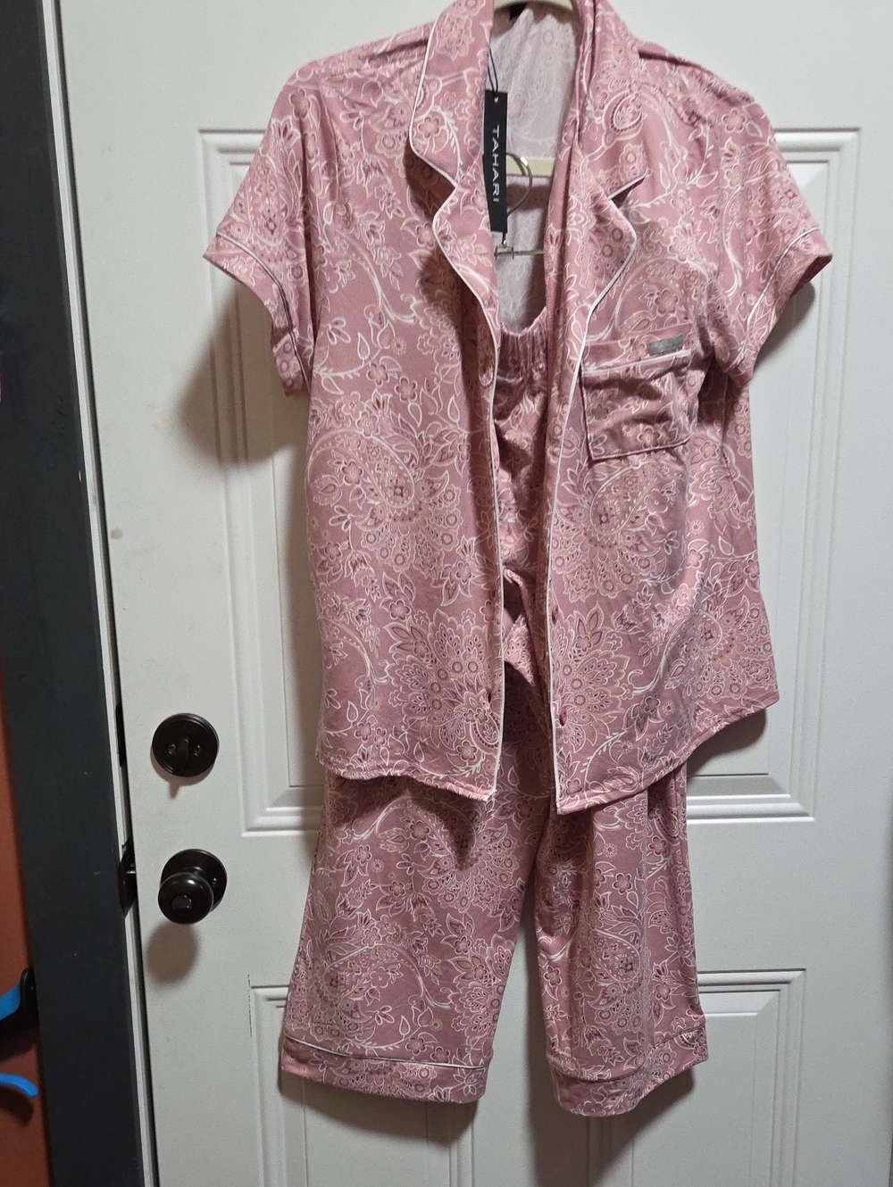 Tahari Pink Paisley Short-Sleeve Women Pajama Set Size Large NWT